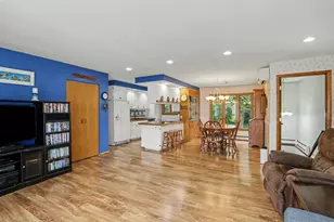 9946 Handel St, Portage, MI 49024 - Photo 10