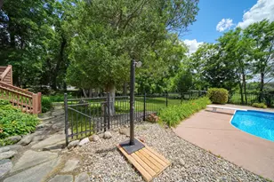 208 Glasgow Rd, Jackson, MI 49201 - Photo 64
