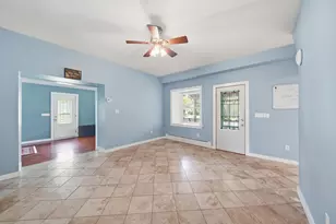 208 Glasgow Rd, Jackson, MI 49201 - Photo 6