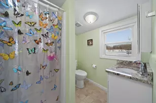 208 Glasgow Rd, Jackson, MI 49201 - Photo 92