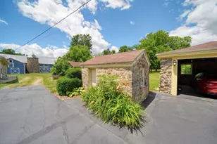 208 Glasgow Rd, Jackson, MI 49201 - Photo 118