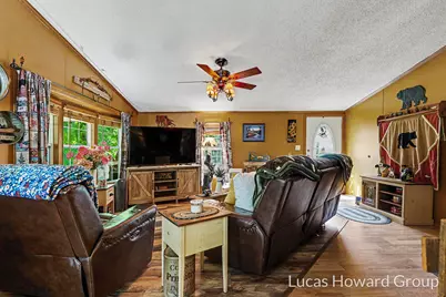 8746 S Shepherd Road, Shepherd, MI 48883 - Photo 4