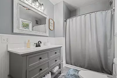2446 Hufford Avenue NW, Grand Rapids, MI 49544 - Photo 12