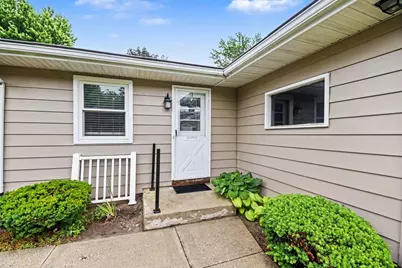 5153 Southglow Court SE, Grand Rapids, MI 49508 - Photo 2
