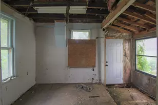 1412 E Alcott St, Kalamazoo, MI 49001 - Photo 6