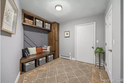 7710 Cascade Pines Drive SE, Grand Rapids, MI 49546 - Photo 18