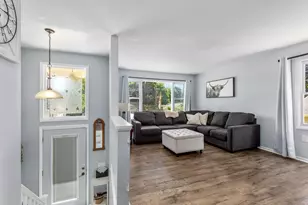 1133 Dick Ave NW, Grand Rapids, MI 49504 - Photo 4