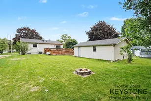 941 Greenwood St, Middleville, MI 49333 - Photo 18