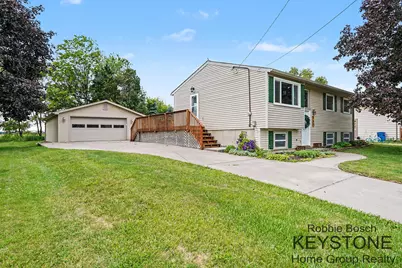 941 Greenwood Street, Middleville, MI 49333 - Photo 2