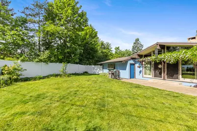 38 E Beltline Avenue SE, Grand Rapids, MI 49506 - Photo 40