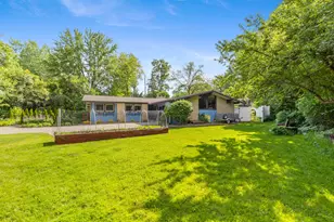 38 E Beltline Ave SE, Grand Rapids, MI 49506 - Photo 36