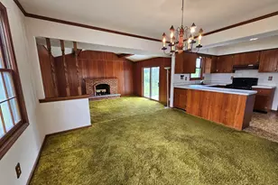 7711 Ravenswood Dr, Portage, MI 49024 - Photo 10