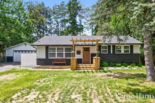 415 S Luray St, Greenville, MI 48838 - Photo 2