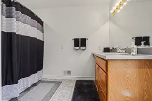 31 E Suttons Ridge, Battle Creek, MI 49014 - Photo 10