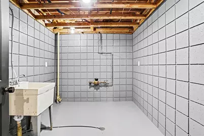 [Address not provided], Kalamazoo, MI 49008 - Photo 34