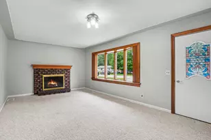 1605 Hansen St, Muskegon, MI 49445 - Photo 4