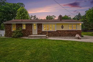 1605 Hansen St, Muskegon, MI 49445 - Photo 1