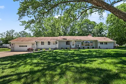 3990 S Big Spring Drive SW, Grandville, MI 49418 - Photo 4
