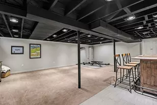 32413 Greenlawn St, Saint Clair Shores, MI 48082 - Photo 14