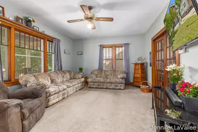 17 Burr Oak Street NE, Grand Rapids, MI 49505 - Photo 4