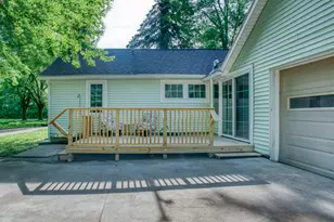 6741 Wood Rd, Norton Shores, MI 49444 - Photo 8