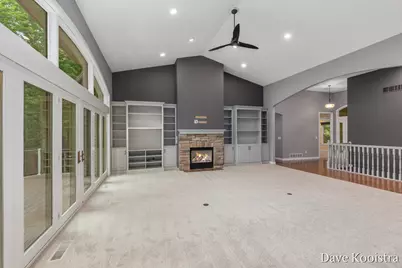 5133 Streamside Court NE, Rockford, MI 49341 - Photo 12
