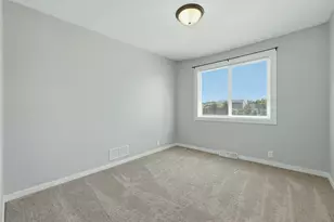 6335 Pine Island Dr NE, Comstock Park, MI 49321 - Photo 14