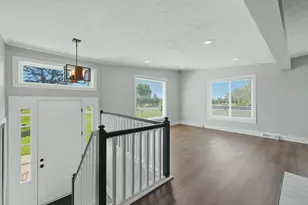 6335 Pine Island Dr NE, Comstock Park, MI 49321 - Photo 4