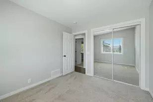 6335 Pine Island Dr NE, Comstock Park, MI 49321 - Photo 20