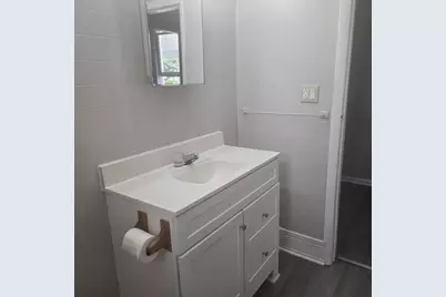 53 S Wabash Avenue S, Battle Creek, MI 49017 - Photo 4