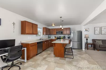 301 Wagonwheel Court NE, Cedar Springs, MI 49319 - Photo 10