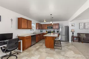 301 Wagonwheel Ct NE, Cedar Springs, MI 49319 - Photo 10