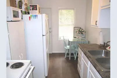 1021 Avondale Circle, Kalamazoo, MI 49048 - Photo 8