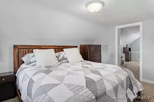 3639 Burlingame Ave SW, Wyoming, MI 49509 - Photo 16