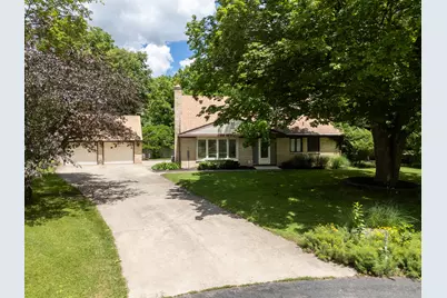 2121 Lakewood Drive, Kalamazoo, MI 49001 - Photo 2