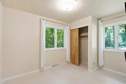 2121 Lakewood Drive, Kalamazoo, MI 49001 - Photo 18