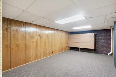 2121 Lakewood Drive, Kalamazoo, MI 49001 - Photo 28