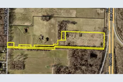 1301 N Benton Center Road, Benton Harbor, MI 49022 - Photo 22