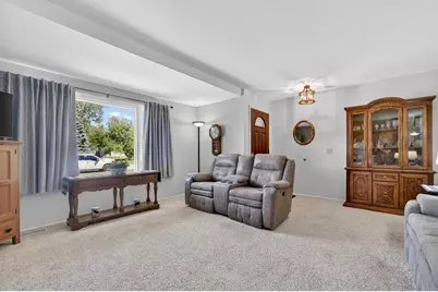 7108 Fairgrove Drive, Swartz Creek, MI 48473 - Photo 8