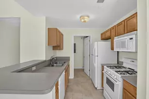 1089 Addington Ln, Ann Arbor, MI 48108 - Photo 12