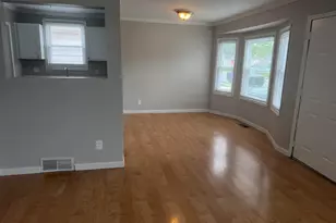 14828 Euclid Ave, Allen Park, MI 48101 - Photo 8