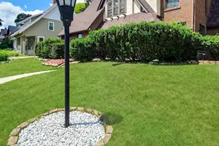 746 Oakridge Dr, Jackson, MI 49203 - Photo 6