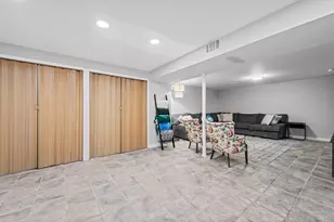 7256 Green Farm Rd, West Bloomfield, MI 48322 - Photo 34