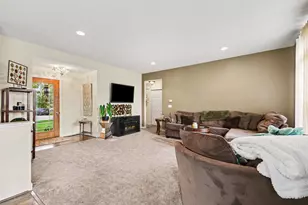 6186 Kingsbury Ct, Allendale, MI 49401 - Photo 8