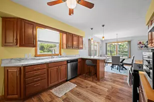 2225 Maple Path, Saint Joseph, MI 49085 - Photo 6