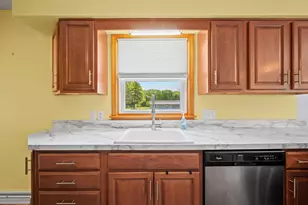 2225 Maple Path, Saint Joseph, MI 49085 - Photo 8