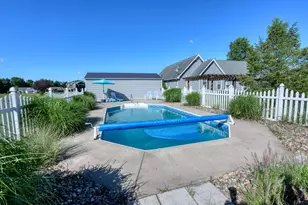 3860 Gateway Ln, Niles, MI 49120 - Photo 4