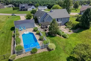3860 Gateway Ln, Niles, MI 49120 - Photo 4