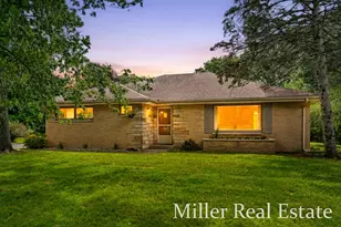 1140 David Dr, Hastings, MI 49058 - Photo 2