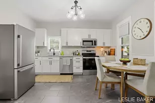 156 W 18th St, Holland, MI 49423 - Photo 12
